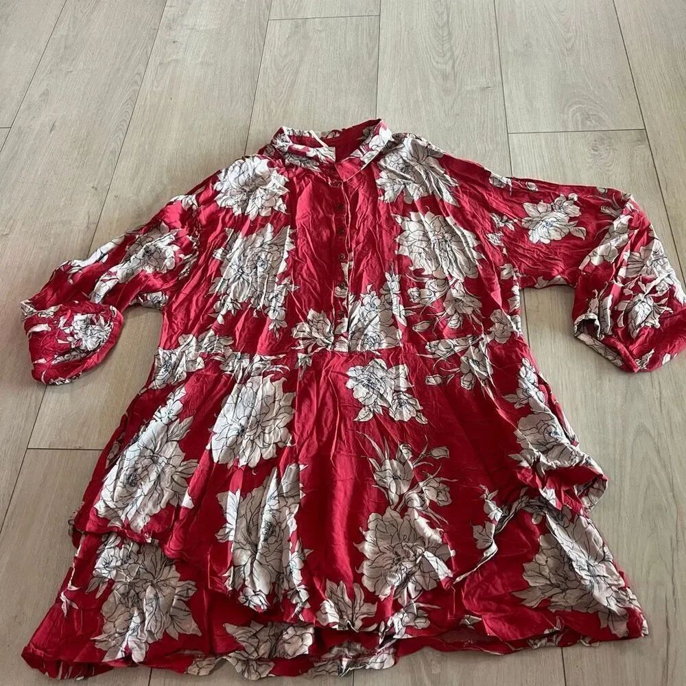 Free People sz m Shake It dress red floral print